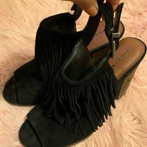 🍀Lucky Brand🍀 Black Suede Fringe Heels